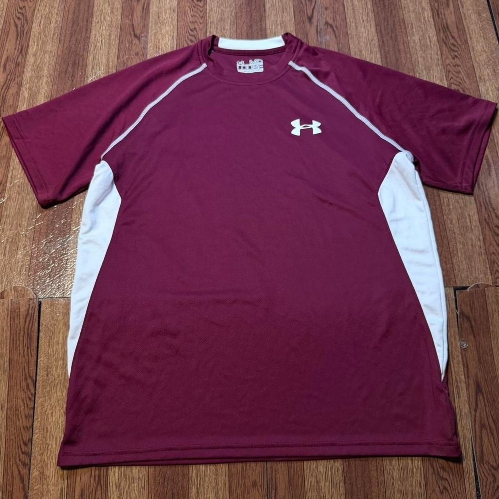 Under Armour Red Burgundy Heat Gear Sportswear Shirt Fits small